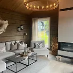 ørnenipa Lodge- Flott Med 6 Sov, 2 Bad Og Beliggenhet *