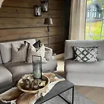 ørnenipa Lodge- Flott Med 6 Sov, 2 Bad Og Beliggenhet Feriehus