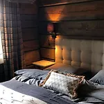 ørnenipa Lodge- Flott Med 6 Sov, 2 Bad Og Beliggenhet Feriehus