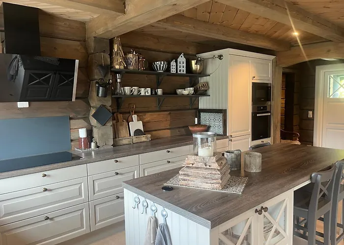 Ornenipa Lodge- Flott Med 6 Sov, 2 Bad Og Beliggenhet Prázdninový dům *