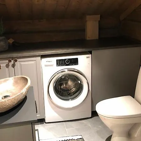 Ornenipa Lodge- Flott Med 6 Sov, 2 Bad Og Beliggenhet *
